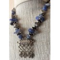 Collier marocain avec pendentif original en cadenas Collier marocain avec pendentif original en cadenas
