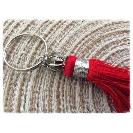Pompon breloque en Soie de couleur rouge