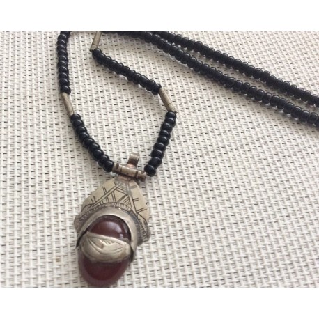 Collier touareg avec agate noire