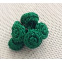 Perles fleurs en fil de soie vert foncé Perles fleurs en fil de soie vert foncé