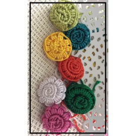 4 Perles fleurs en fil de soie turquoises 2