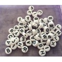 Perles alphabet version noires et blanches