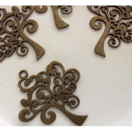 Breloque motif arbre de couleur argent
