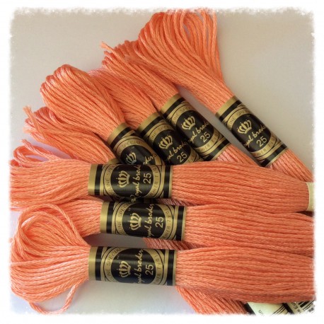 Echevettes de fils en coton de couleur Saumon