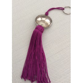 Porte clés pompon et sa perle ronde