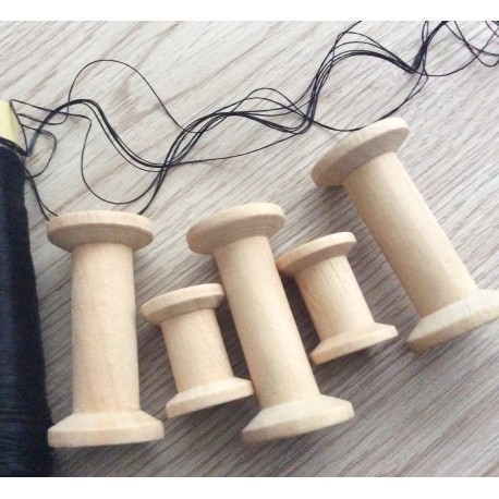 5 bobines en bois brut