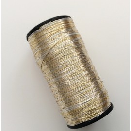 Bobine de fil bicolore