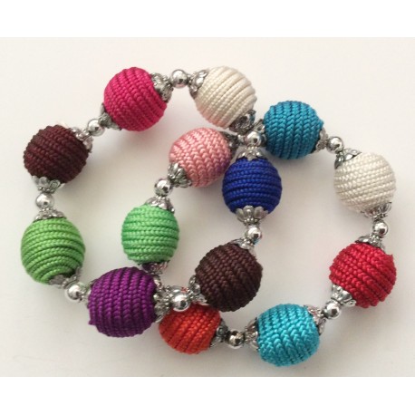 Bracelet en perles multicolores Bracelet en perles multicolores