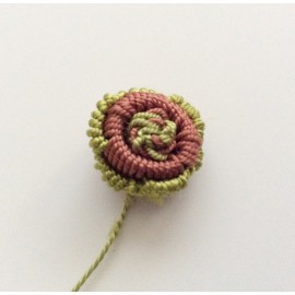 Perles fleurs bicolores en fil de soie 2