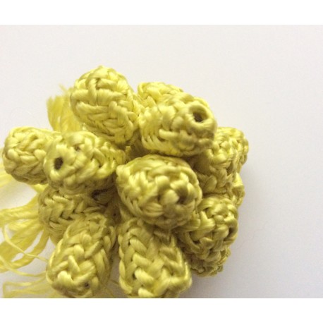 Perles boutons grand modèle en soie végétale jaune Perles boutons grand modèle en soie végétale jaune