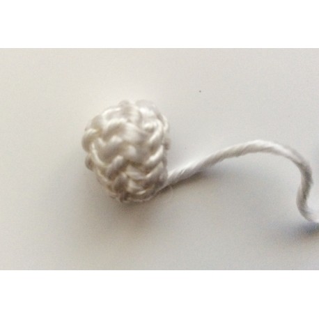 Perles boutons grand modèle en soie végétale blanche