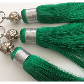 Pompon en Soie Verte grand modèle 2