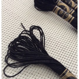 Lot de 10 Echevettes de fils métallisés noires 2