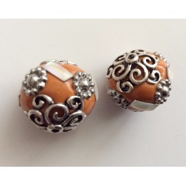 Perles indonésiennes oranges