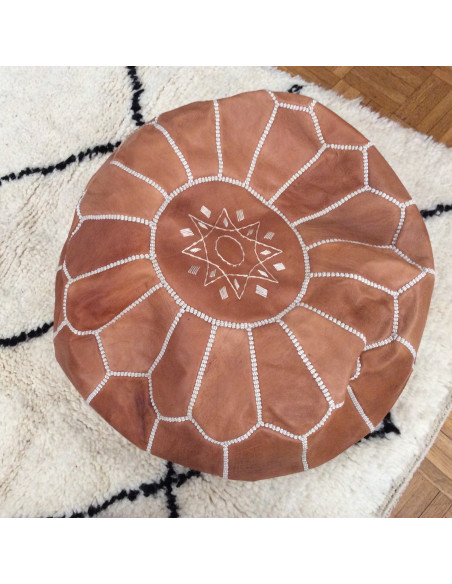Poufs traditionnel en cuir