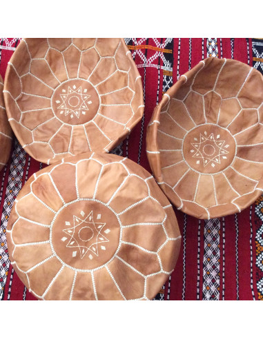 Poufs traditionnel en cuir Poufs traditionnel en cuir