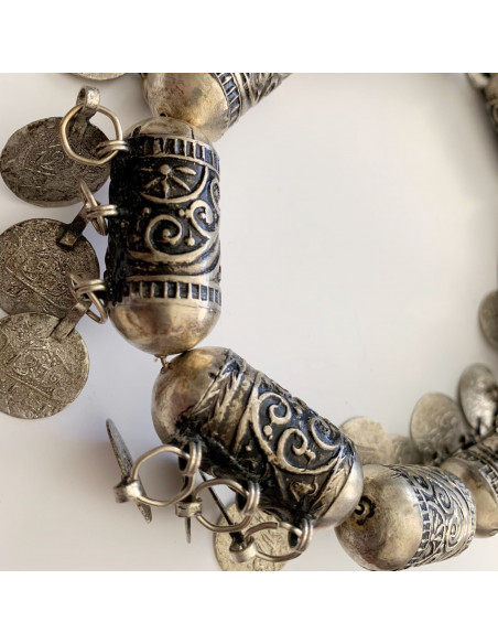 Perle en métal à breloques