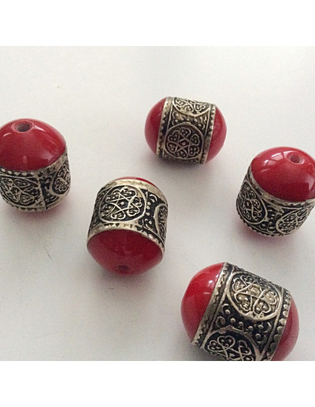 Perle en métal couleur Rouge