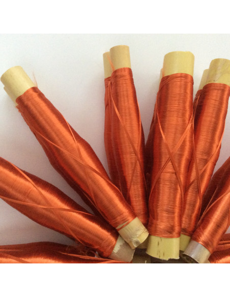 Bobines de fils en soie sabra orange citrouille