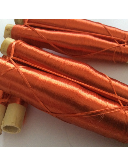 Bobines de fils en soie sabra orange citrouille