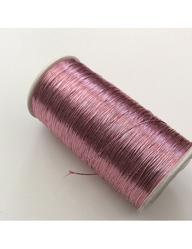 Bobine de fil skalli rose