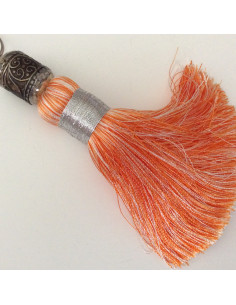 Pompon en soie bicolore...