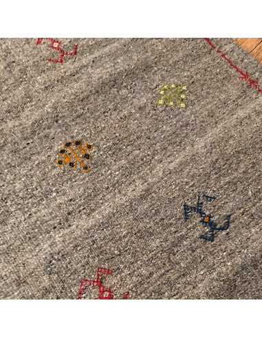 Tapis berbère gris 1m x 75 cm