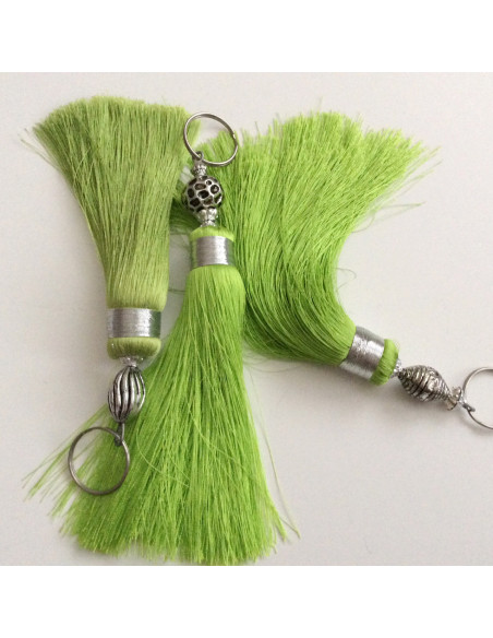 Pompon en soie de couleur Verte