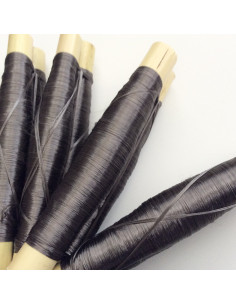 2 bobines de fils en soie...