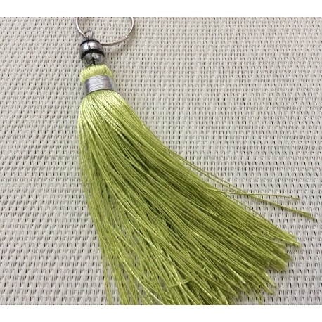 Pompon vert amande en Soie végétale Pompon vert amande en Soie végétale