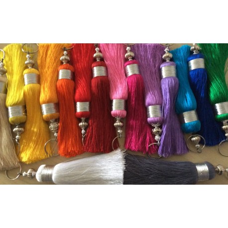 Pompon en soie de couleur Violette