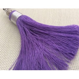 Pompon en soie de couleur Violette
