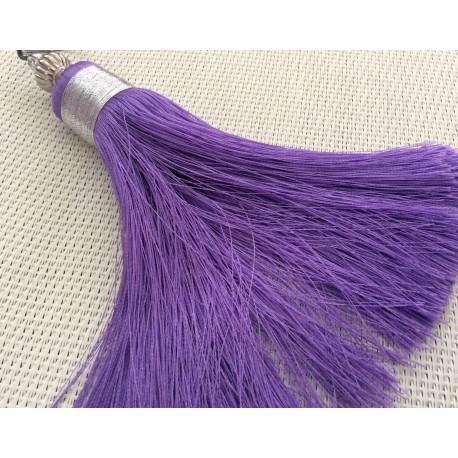 Pompon en soie de couleur Violette