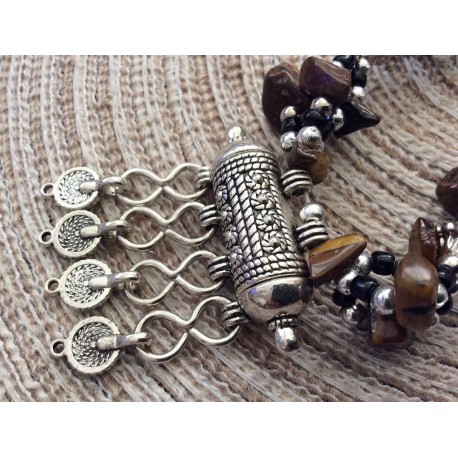 Collier artisanal marocain aux tons marron Collier artisanal marocain aux tons marron