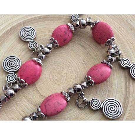 Collier marocain aux perles roses Collier marocain aux perles roses