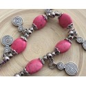 Collier marocain aux perles roses Collier marocain aux perles roses