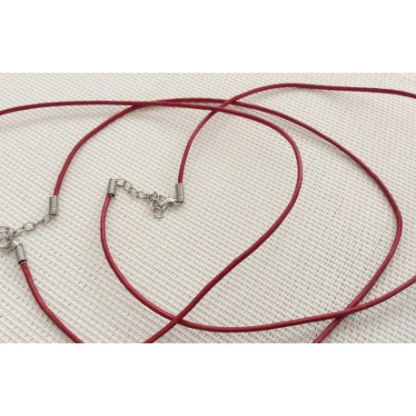 Cordon rouge en cuir pour bijoux Cordon rouge en cuir pour bijoux