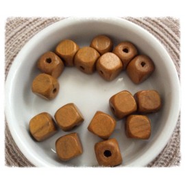 Perles cubes en bois Marron